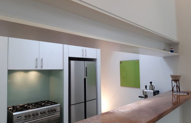 StayCentral - Fairfield 4Br Home - Photo 8