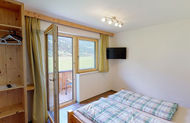 Idyllic Apartment in Stumm With Panoramic View - Photo 24