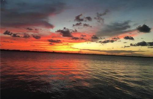 Stylish 2 bedroom home Steps from private beach - Foto 23