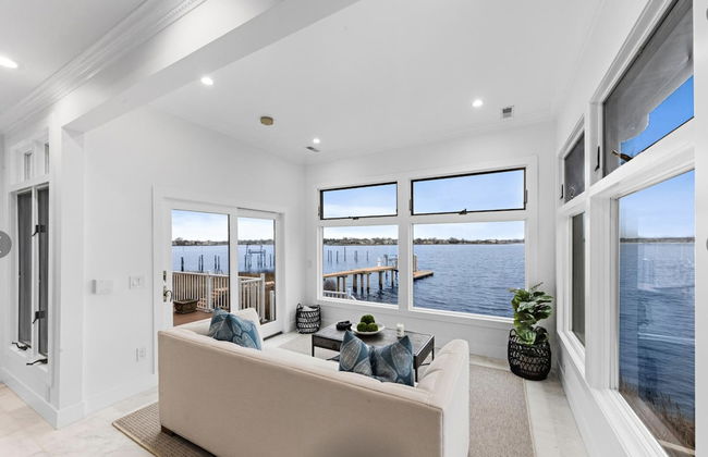 Monmouth Beach 4BR Villa on the Water - Foto 64