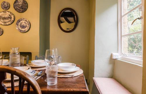 Beautiful 2 Bedroom Cottage in the Cotswolds - Photo 23