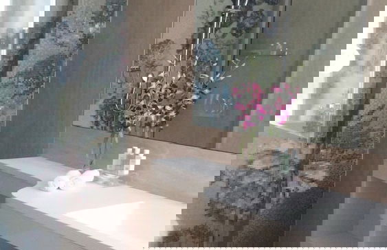 Augustana House - Photo 13