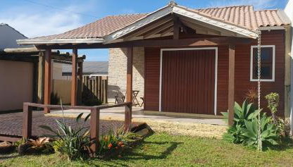 Linda casa com piscina 50m praia - Foto 2, Garden, Garden view