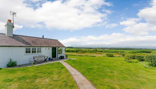 Crown Cottage - Photo 2