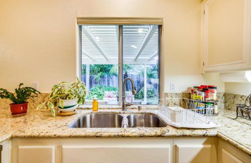 Peaceful El Cajon Vacation Rental with Patio and Yard! - Foto 14