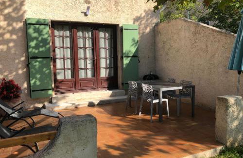 Clos Saint Antoine - Grand T2, terrasse, piscine, terrain de pétanque - Foto 2