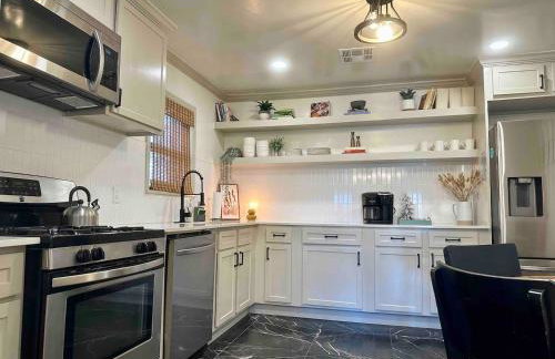 Campus Cottage Kng Bed! Walk To Uco And Downtown - Foto 22