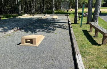 Majestic Lake Front Chalet - Foto 44