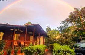 Casa 4 dorms 2 suites - localização perfeita no centrinho e rodeada de natureza - Foto 26