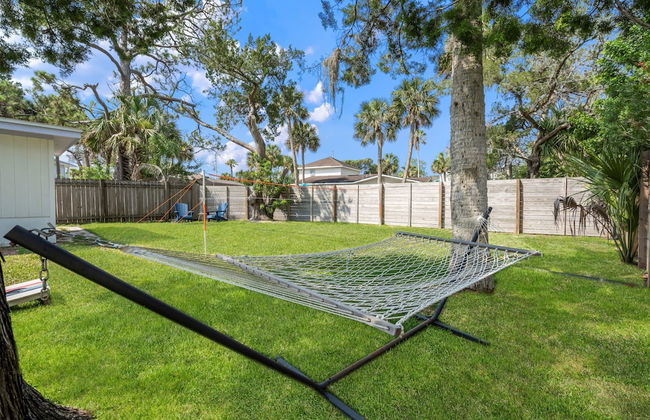 Bay Breeze Bungalow - Photo 9