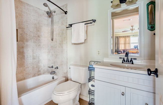 River Oaks Oasis - Foto 26