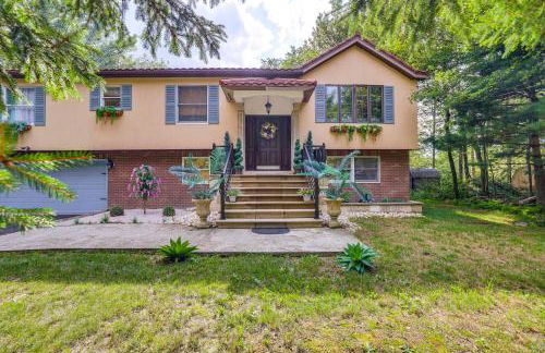 11 Mi to Slopes! Poconos Lake House with Beach - Foto 41