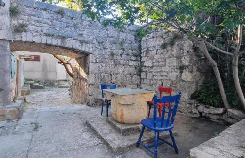 House Zlatni otok - Photo 14