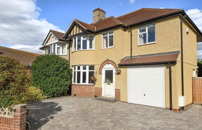 Oxford - Villa - Sleeps 8 - Garden - Parking - Foto 1