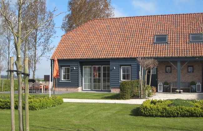 Holiday Home in Zuidzande With Sauna - Foto 1