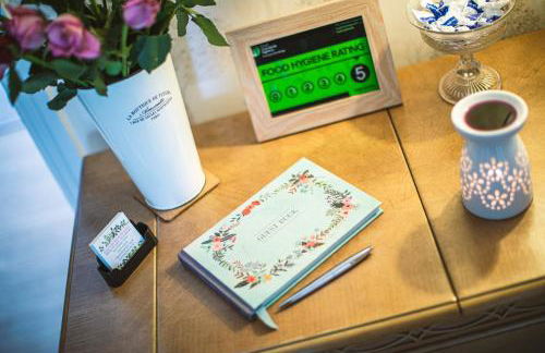 Oak Tree Annex Keppel Gate B & B - Foto 18