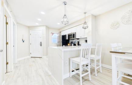 Surf Beach Treasure Island Resort - Photo 86