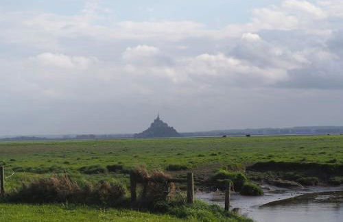 Gîte Locations des 4 saisons - Foto 3