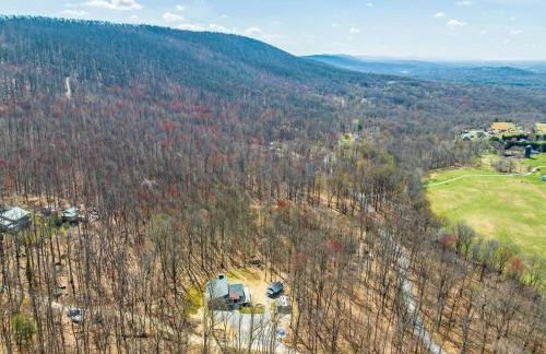 Luxury Mountain Retreat - 4 King Suites & Hot Tub - Photo 68