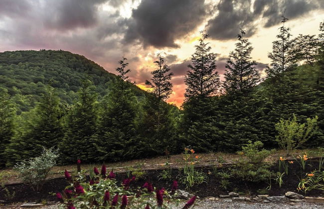 Hickory Nut Hideaway by Avantstay Mountain Views - Foto 13