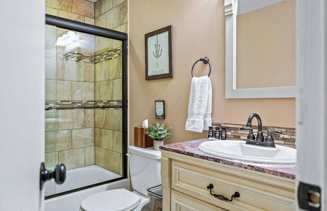 The Four Seasonal by Avantstay Hot Tub Spacious Deck Fire Pit - Foto 23