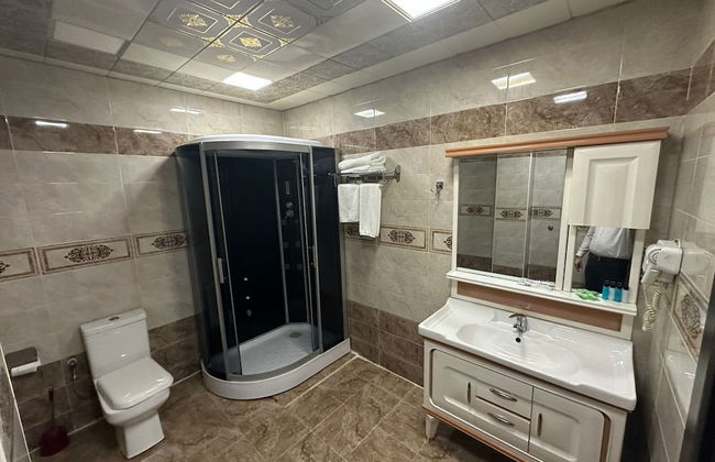 Raymond Hotel - Foto 9