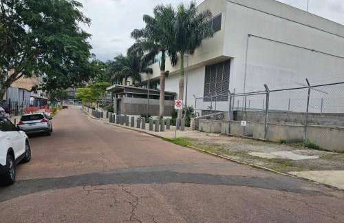 Consulado EUA Apto 1 dorm na frente do Consulado Americano com garagem Porto Alegre - Foto 22