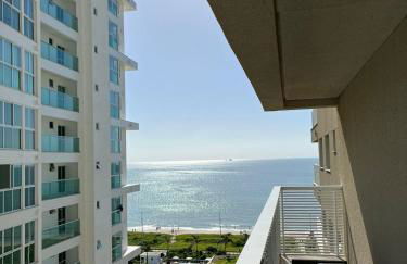 Apê estilo Resort c/ pé na areia e vista mar, próximo ao Beto Carrero - Foto 23