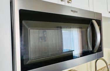 New Home Near Legoland and Disney Sleeps 12 - Foto 25