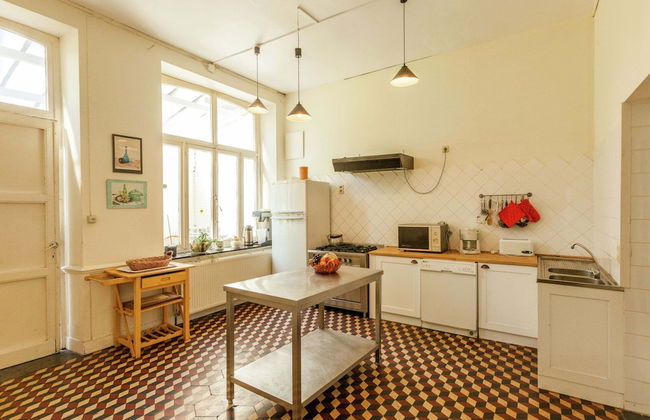 Spacious Holiday Home With Garden - Foto 9