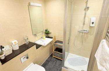 Modern 2 Bed 2 Bath Apartment Hyde Park - Foto 5