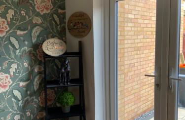 Group Contractor Stay 3 Bed House Bedford Parking WiFi - Foto 18