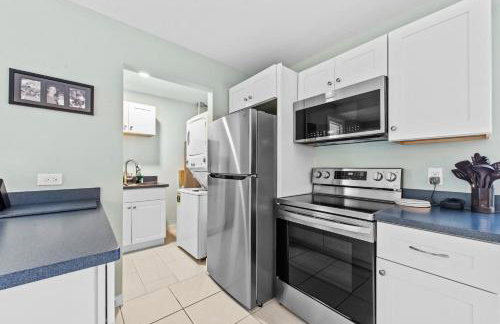 Seaside oasis studio with heated pool - Foto 22