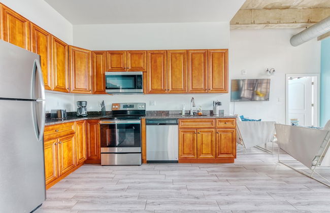 Sosuite 2BR Apt w Patio W D Gym On-site Bar - Foto 10