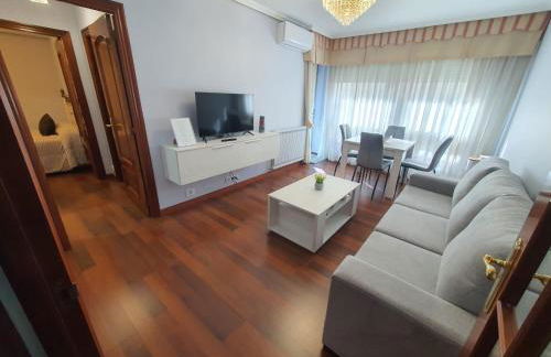 Apartamento Turístico Menéndez Pelayo -Vigo - Foto 1