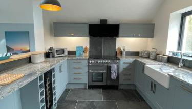 Gulland 4 Bed Sleeps 8 with Hot tub - Foto 5