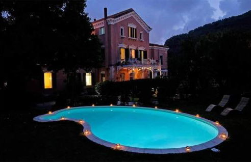 3 Bedroom Beautiful Home In Salerno - Foto 37