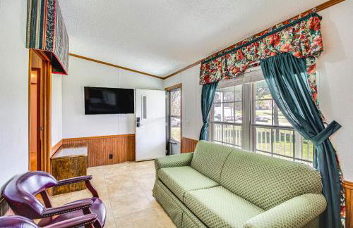 Valley View Lodge Rural Home in Bridgeport! - Foto 4