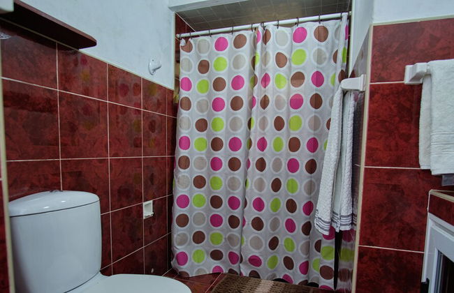 Villa in Cárdenas with swimming pool and garden - Photo 37