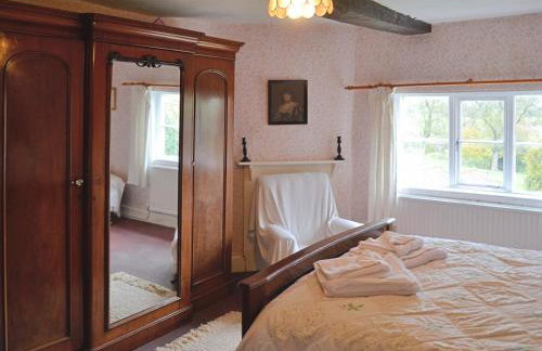 The Farmhouse - Photo 12