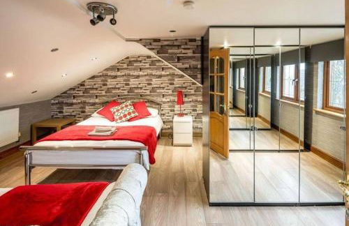 Huge 6 Beds House in Zone 2 London-MobileRateOffers-Families-Leisure-Parking-WiFi-PoolTable-Netflix-Sleeps15! - Foto 27