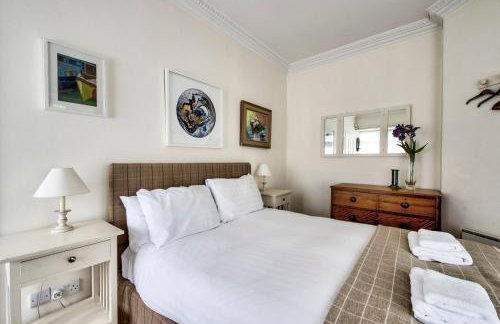 GuestReady - Classic Charm near Holyrood Park - Foto 29