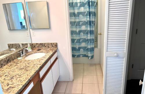 Brittany - Perfect 3 BR Pool Home - Foto 16