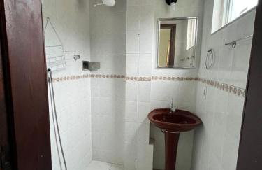 Apartamento amplo, 180m da praia - Foto 3