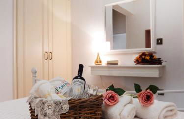 Portico Cozy Home - Photo 6