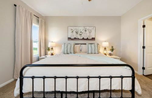 Spacious Country Farmhouse Retreat, Sleeps 16, Pool, Movie Room - Foto 41