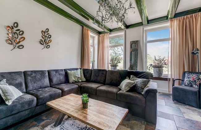 Stylish Farmhouse With Spa Tub - Foto 19