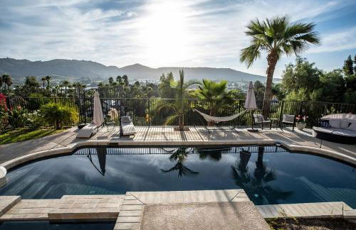 Buena Creek Vista Primary Subdivided Home with Views and Pool - Foto 10