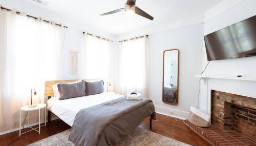 Modern 3BDR Retreat with Backyard Starland District - Foto 2