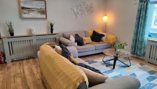NEW Fabulous 2BD Maisonette Dunfermline, Fife - Foto 2